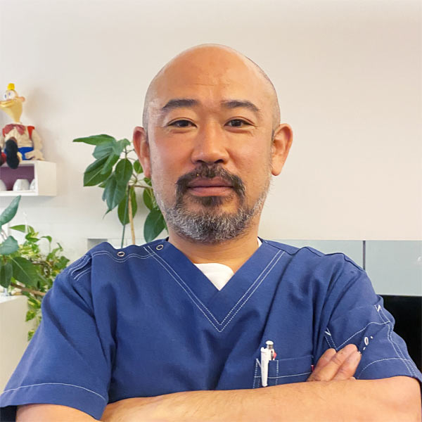 獣医師　青野